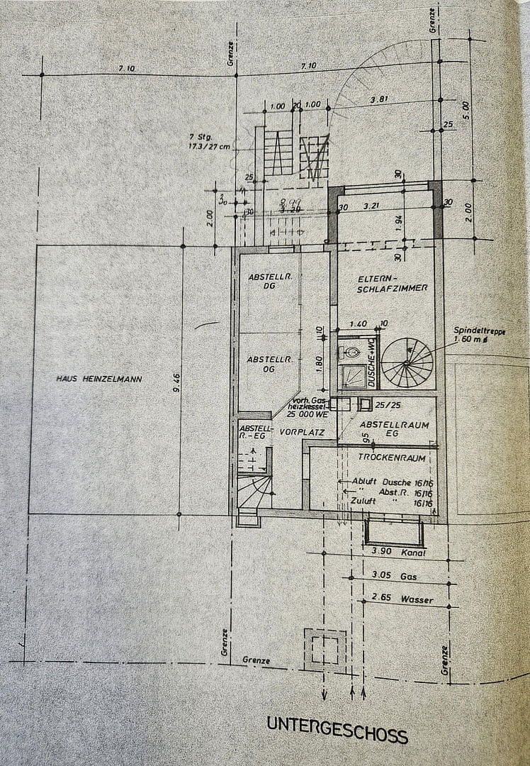 Prodej domu 167 m², pozemek 230 m², Drostestraße, Stuttgart, Bádensko-Württembersko Prodej domu 167 m², pozemek 230 m², Drostestraße, Stuttgart, Bádensko-Württembersko