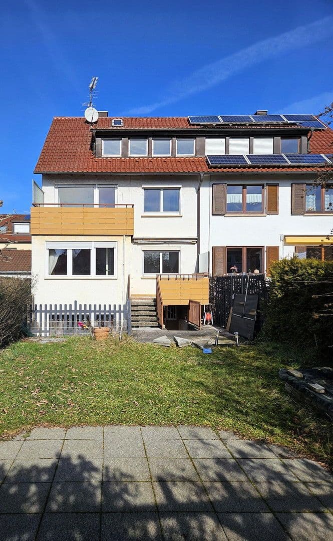 Prodej domu 167 m², pozemek 230 m², Drostestraße, Stuttgart, Bádensko-Württembersko Prodej domu 167 m², pozemek 230 m², Drostestraße, Stuttgart, Bádensko-Württembersko