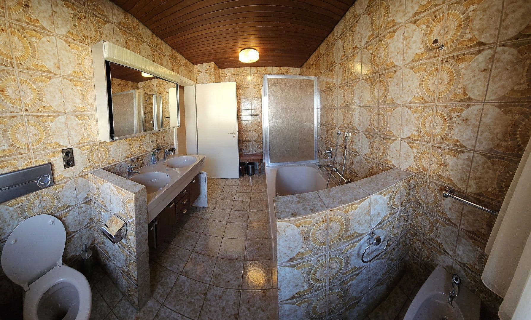 Prodej domu 167 m², pozemek 230 m², Drostestraße, Stuttgart, Bádensko-Württembersko Prodej domu 167 m², pozemek 230 m², Drostestraße, Stuttgart, Bádensko-Württembersko