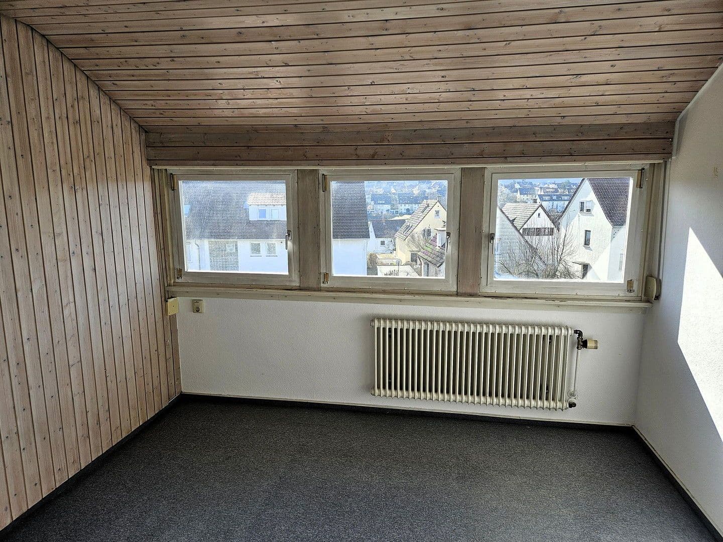 Prodej domu 167 m², pozemek 230 m², Drostestraße, Stuttgart, Bádensko-Württembersko Prodej domu 167 m², pozemek 230 m², Drostestraße, Stuttgart, Bádensko-Württembersko