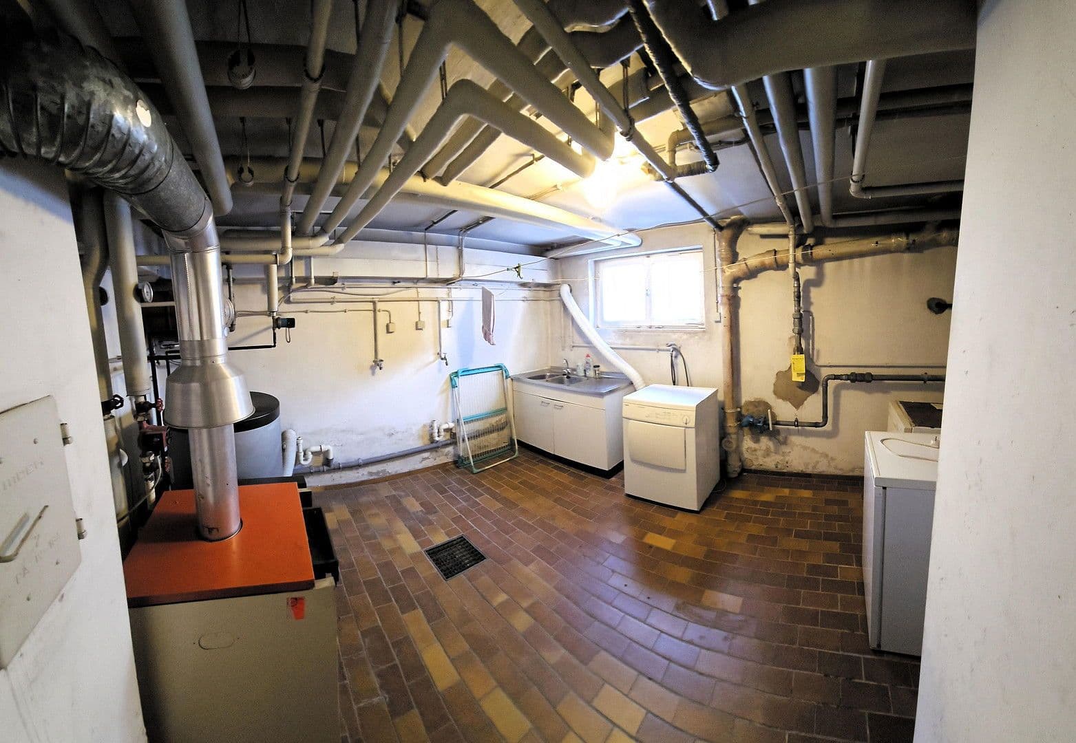 Prodej domu 167 m², pozemek 230 m², Drostestraße, Stuttgart, Bádensko-Württembersko Prodej domu 167 m², pozemek 230 m², Drostestraße, Stuttgart, Bádensko-Württembersko