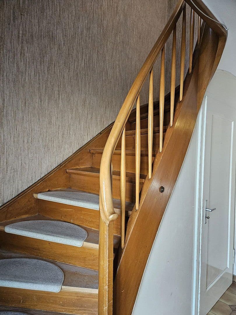 Prodej domu 167 m², pozemek 230 m², Drostestraße, Stuttgart, Bádensko-Württembersko Prodej domu 167 m², pozemek 230 m², Drostestraße, Stuttgart, Bádensko-Württembersko