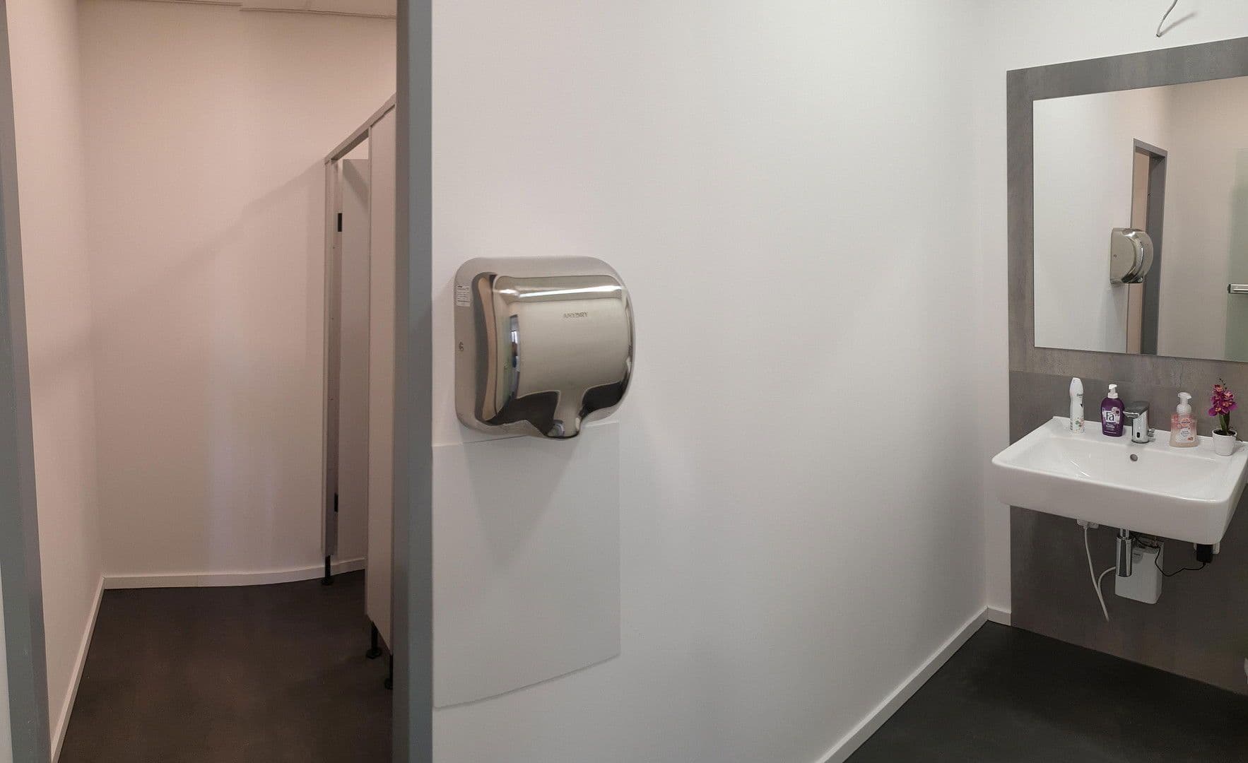 Pronájem kanceláře 300 m², In der Dalheimer Wiese 1, Mainz, Porýní-Falc Pronájem kanceláře 300 m², In der Dalheimer Wiese 1, Mainz, Porýní-Falc