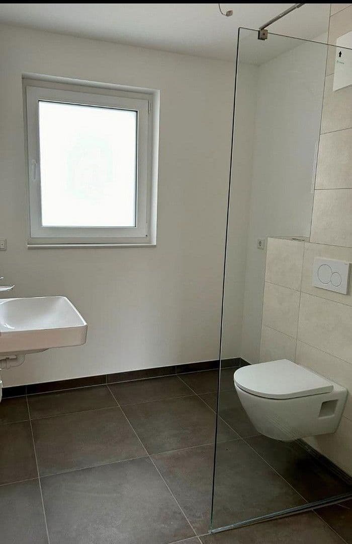 Pronájem bytu 2+1 52 m², Küferstraße 12, Frankfurt am Main, Hessen Pronájem bytu 2+1 52 m², Küferstraße 12, Frankfurt am Main, Hessen