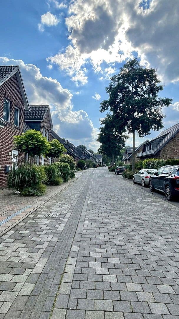 Pronájem domu 130 m², pozemek 254 m², An Haus Padenberg 26, Kempen, Severní Porýní-Vestfálsko Pronájem domu 130 m², pozemek 254 m², An Haus Padenberg 26, Kempen, Severní Porýní-Vestfálsko