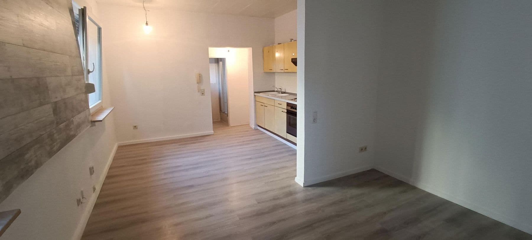 Pronájem bytu 1+1 25 m², Von-Gall-Str. 4, Bochum, Severní Porýní-Vestfálsko Pronájem bytu 1+1 25 m², Von-Gall-Str. 4, Bochum, Severní Porýní-Vestfálsko