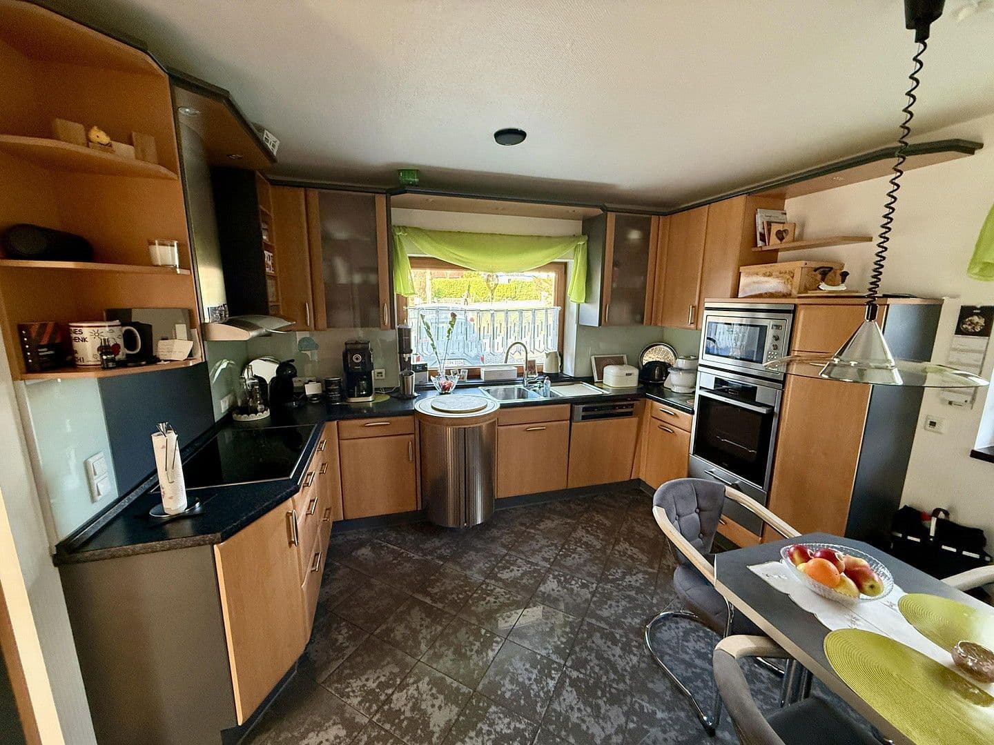 Prodej domu 140 m², pozemek 445 m², Herford, Severní Porýní-Vestfálsko Prodej domu 140 m², pozemek 445 m², Herford, Severní Porýní-Vestfálsko