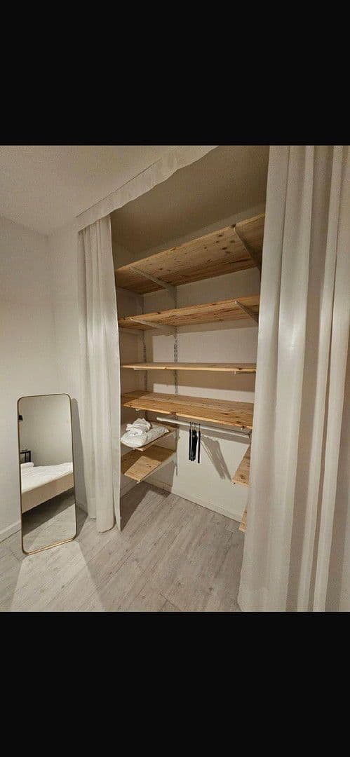 Prodej bytu 2+1 44 m², Berlin Friedenau, Berlín Prodej bytu 2+1 44 m², Berlin Friedenau, Berlín