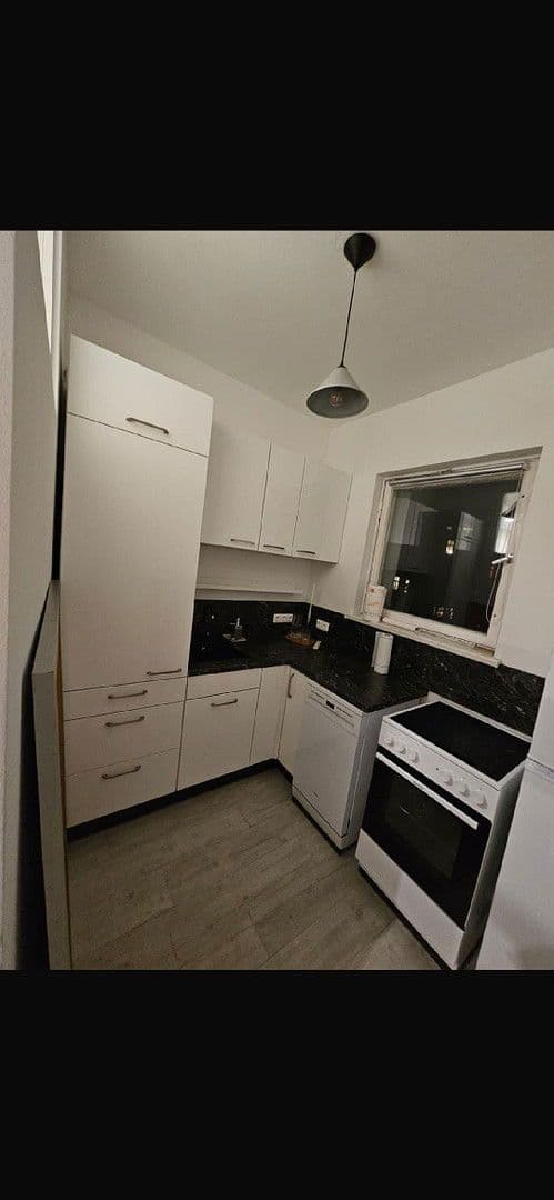 Prodej bytu 2+1 44 m², Berlin Friedenau, Berlín Prodej bytu 2+1 44 m², Berlin Friedenau, Berlín