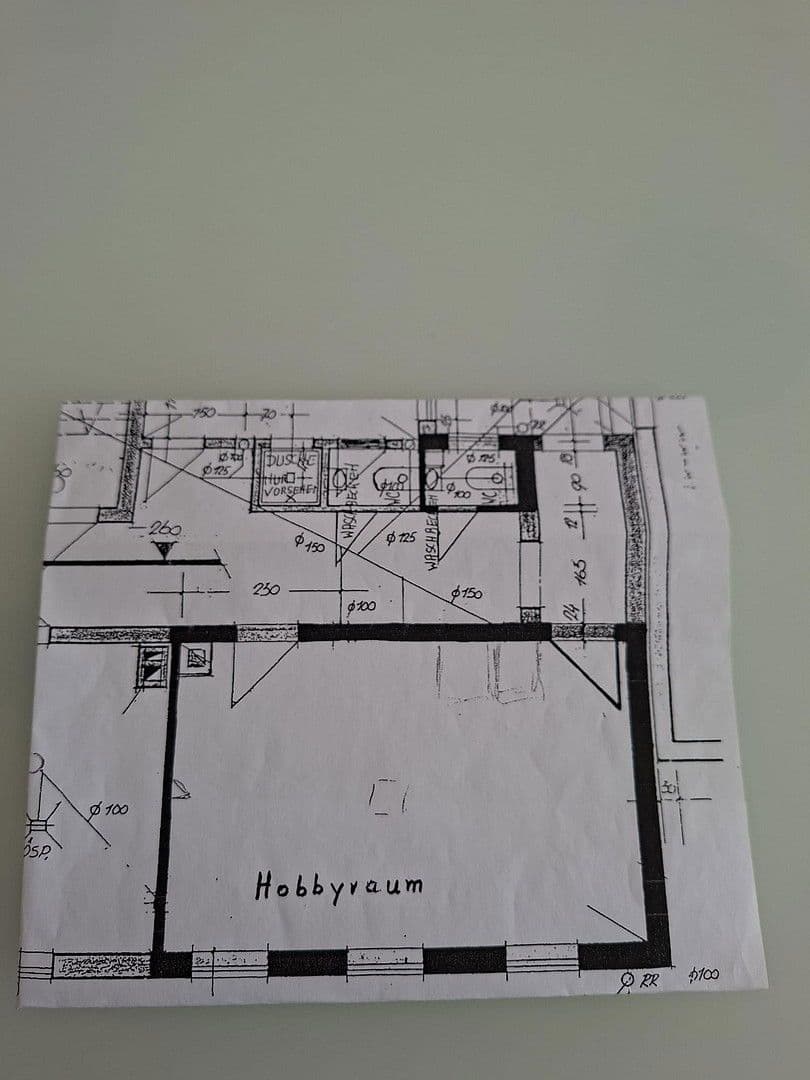 Prodej bytu 3+1 120 m², Pforzheim Rodgebiet, Bádensko-Württembersko Prodej bytu 3+1 120 m², Pforzheim Rodgebiet, Bádensko-Württembersko