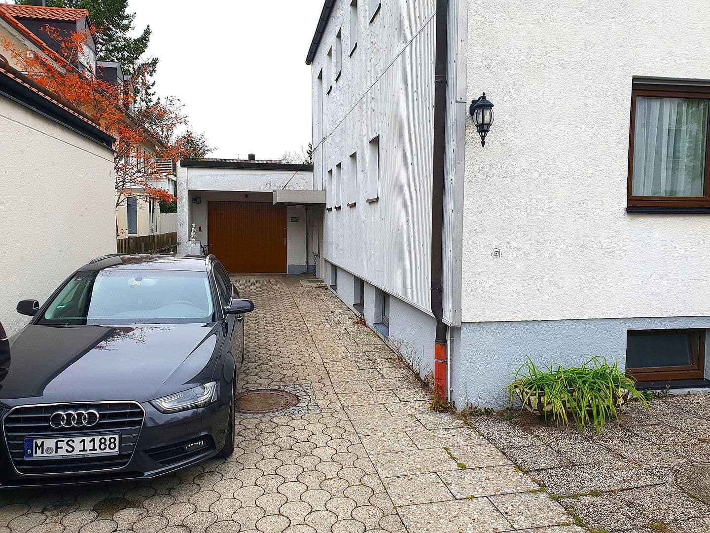 Pronájem bytu 5+1 80 m², Silberpappelstr. 10, München, Bavorsko Pronájem bytu 5+1 80 m², Silberpappelstr. 10, München, Bavorsko