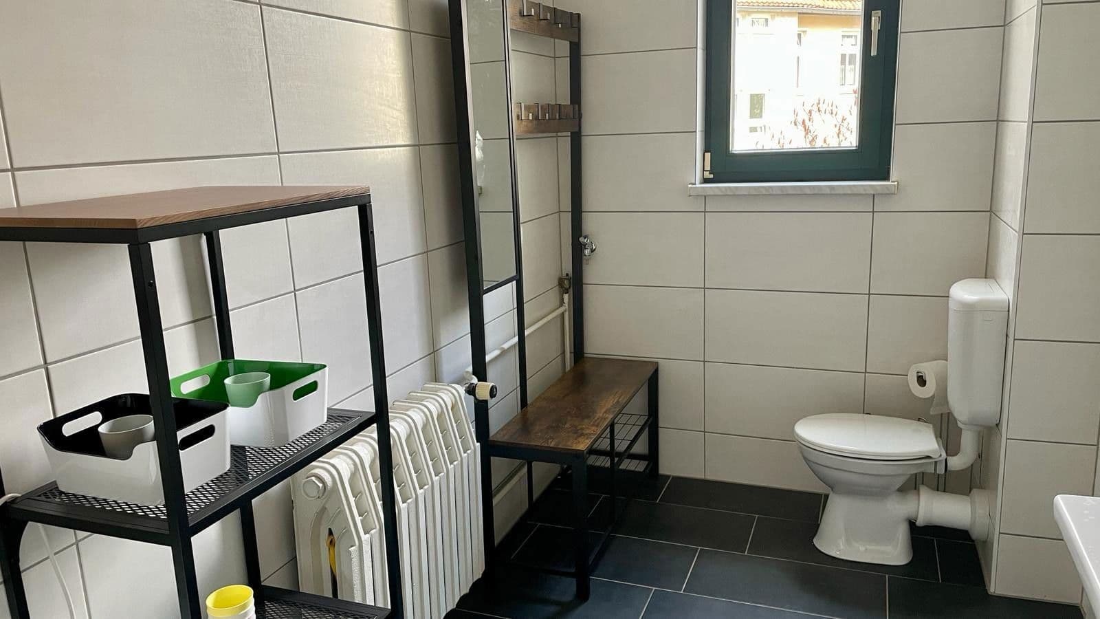 Pronájem bytu 5+1 155 m², Merseburger Str. 406, Halle/Saale, Sasko-Anhaltsko Pronájem bytu 5+1 155 m², Merseburger Str. 406, Halle/Saale, Sasko-Anhaltsko