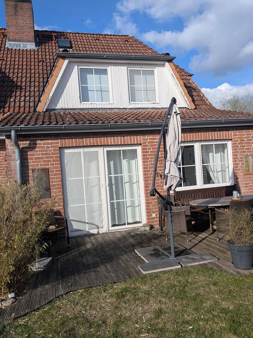 Prodej domu 116 m², pozemek 396 m², Lüneburg, Dolní Sasko Prodej domu 116 m², pozemek 396 m², Lüneburg, Dolní Sasko