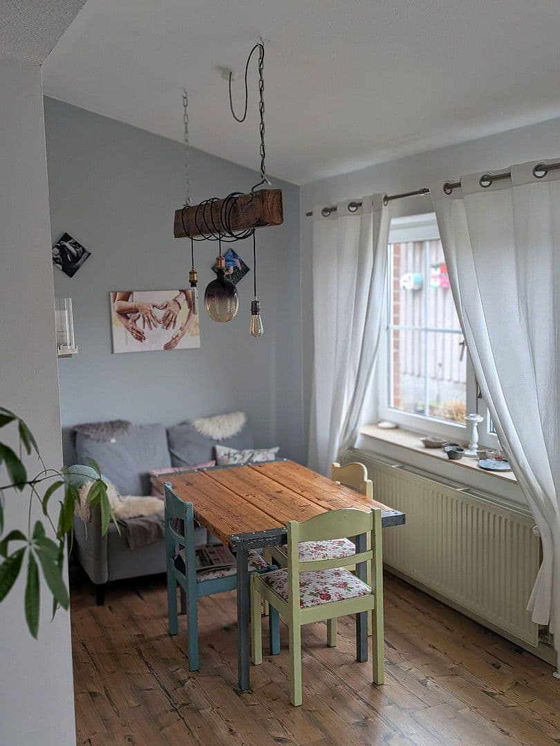 Prodej domu 116 m², pozemek 396 m², Lüneburg, Dolní Sasko Prodej domu 116 m², pozemek 396 m², Lüneburg, Dolní Sasko