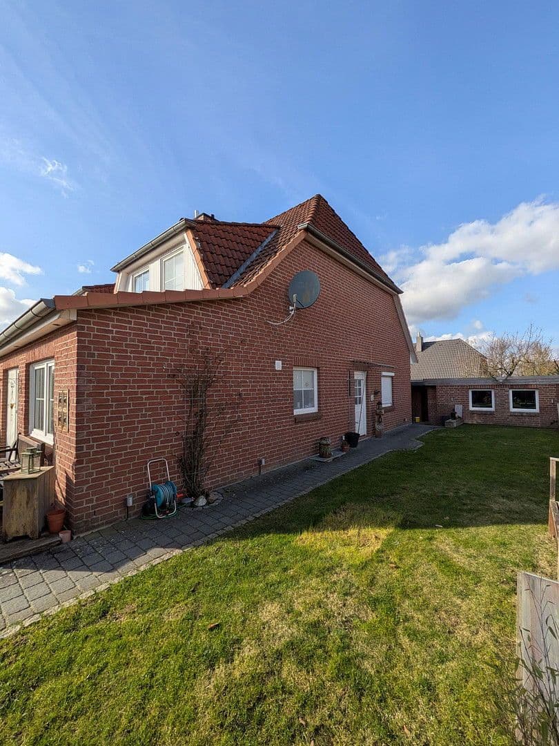 Prodej domu 116 m², pozemek 396 m², Lüneburg, Dolní Sasko Prodej domu 116 m², pozemek 396 m², Lüneburg, Dolní Sasko