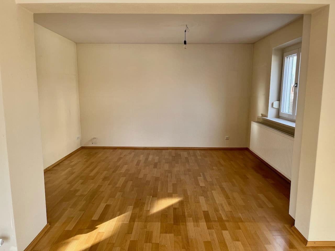 Prodej domu 130 m², pozemek 960 m², Diedorf, Bavorsko Prodej domu 130 m², pozemek 960 m², Diedorf, Bavorsko