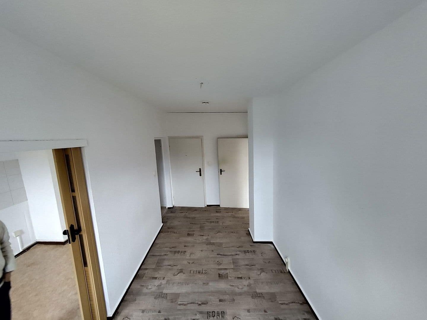 Pronájem bytu 1+kk 42 m², Am Mühlenberg 20, Bad Sülze, Mecklenburg-Vorpommern Pronájem bytu 1+kk 42 m², Am Mühlenberg 20, Bad Sülze, Mecklenburg-Vorpommern