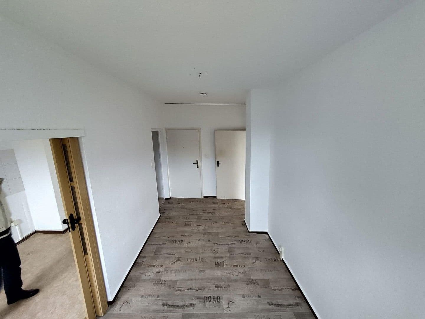 Pronájem bytu 1+kk 42 m², Am Mühlenberg 20, Bad Sülze, Mecklenburg-Vorpommern Pronájem bytu 1+kk 42 m², Am Mühlenberg 20, Bad Sülze, Mecklenburg-Vorpommern