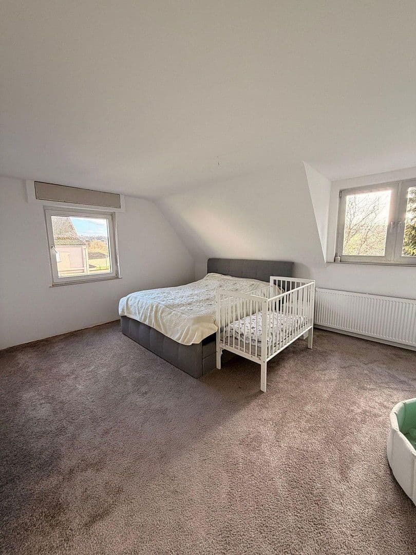 Pronájem domu 122 m², pozemek 649 m², Langstr. 7, Waldbrunn (Westerwald), Hessen Pronájem domu 122 m², pozemek 649 m², Langstr. 7, Waldbrunn (Westerwald), Hessen