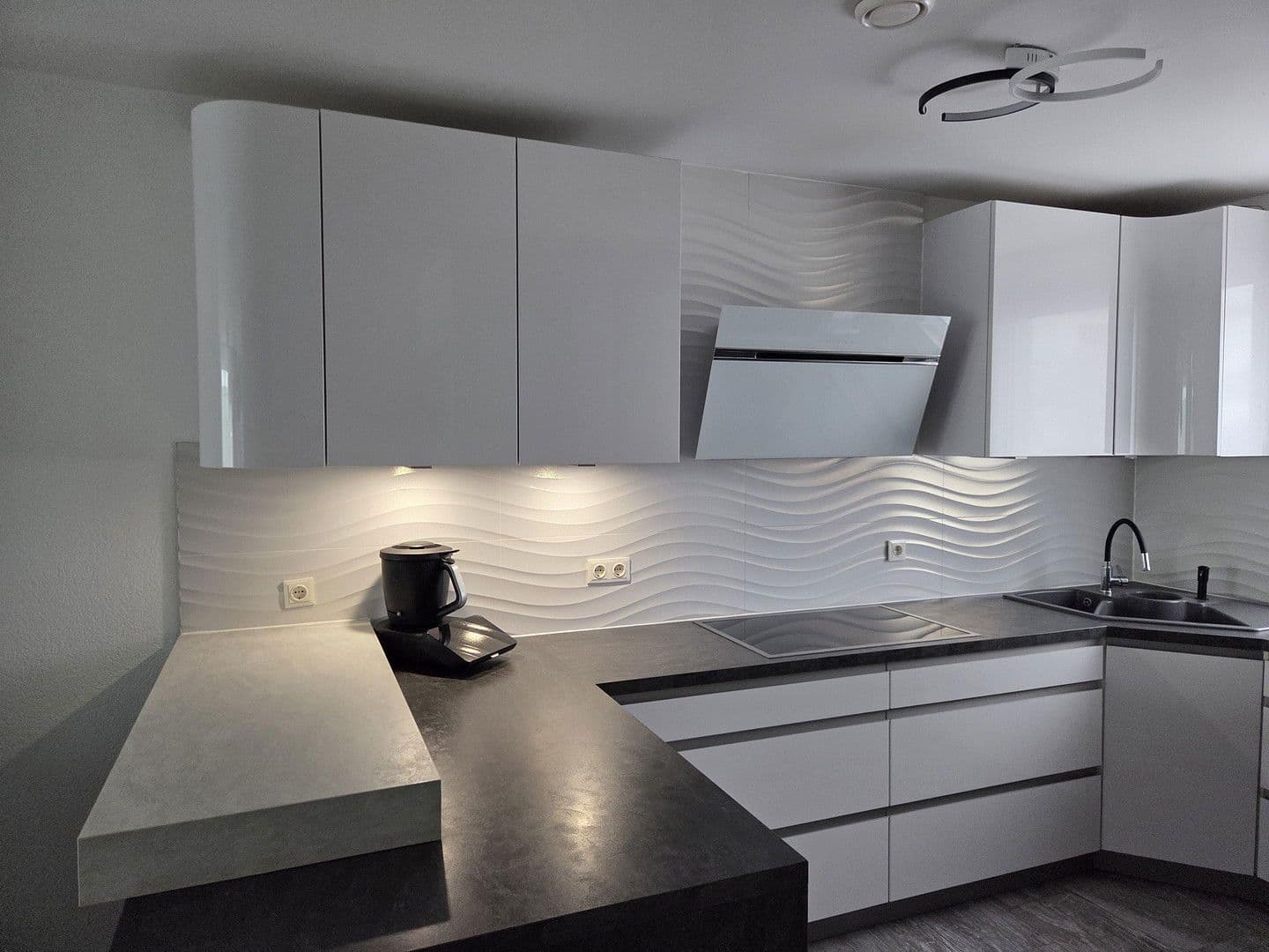 Prodej domu 141 m², pozemek 149 m², Laudenbach, Bádensko-Württembersko Prodej domu 141 m², pozemek 149 m², Laudenbach, Bádensko-Württembersko