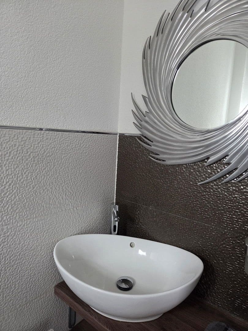 Prodej domu 141 m², pozemek 149 m², Laudenbach, Bádensko-Württembersko Prodej domu 141 m², pozemek 149 m², Laudenbach, Bádensko-Württembersko