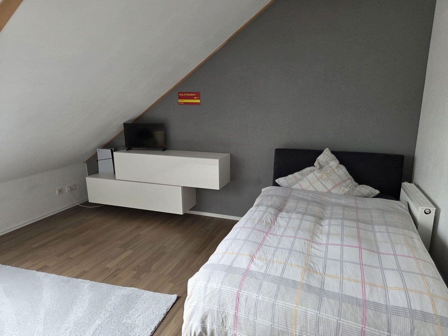 Prodej domu 141 m², pozemek 149 m², Laudenbach, Bádensko-Württembersko Prodej domu 141 m², pozemek 149 m², Laudenbach, Bádensko-Württembersko