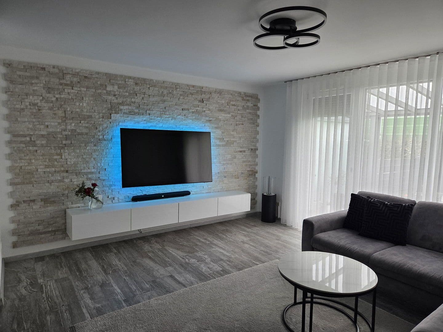 Prodej domu 141 m², pozemek 149 m², Laudenbach, Bádensko-Württembersko Prodej domu 141 m², pozemek 149 m², Laudenbach, Bádensko-Württembersko