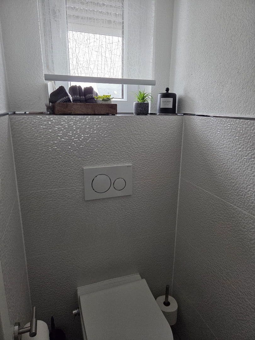 Prodej domu 141 m², pozemek 149 m², Laudenbach, Bádensko-Württembersko Prodej domu 141 m², pozemek 149 m², Laudenbach, Bádensko-Württembersko