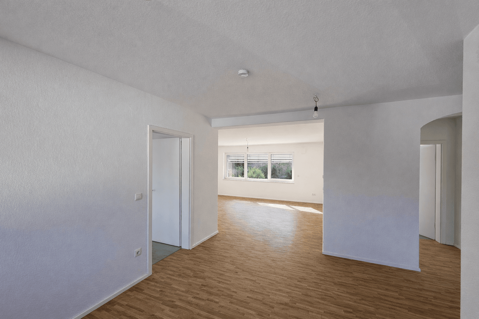 Pronájem bytu 5+1 156 m², Dammweg 10, Bad Dürkheim, Porýní-Falc Pronájem bytu 5+1 156 m², Dammweg 10, Bad Dürkheim, Porýní-Falc
