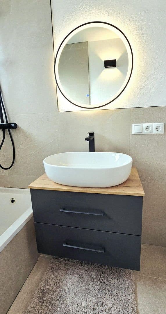 Prodej bytu 3+1 78 m², Mainz, Porýní-Falc Prodej bytu 3+1 78 m², Mainz, Porýní-Falc