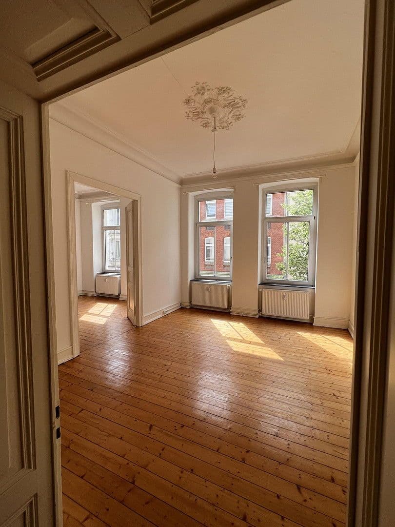 Prodej domu 480 m², pozemek 219 m², Trimbornstrasse 11, Köln, Severní Porýní-Vestfálsko Prodej domu 480 m², pozemek 219 m², Trimbornstrasse 11, Köln, Severní Porýní-Vestfálsko