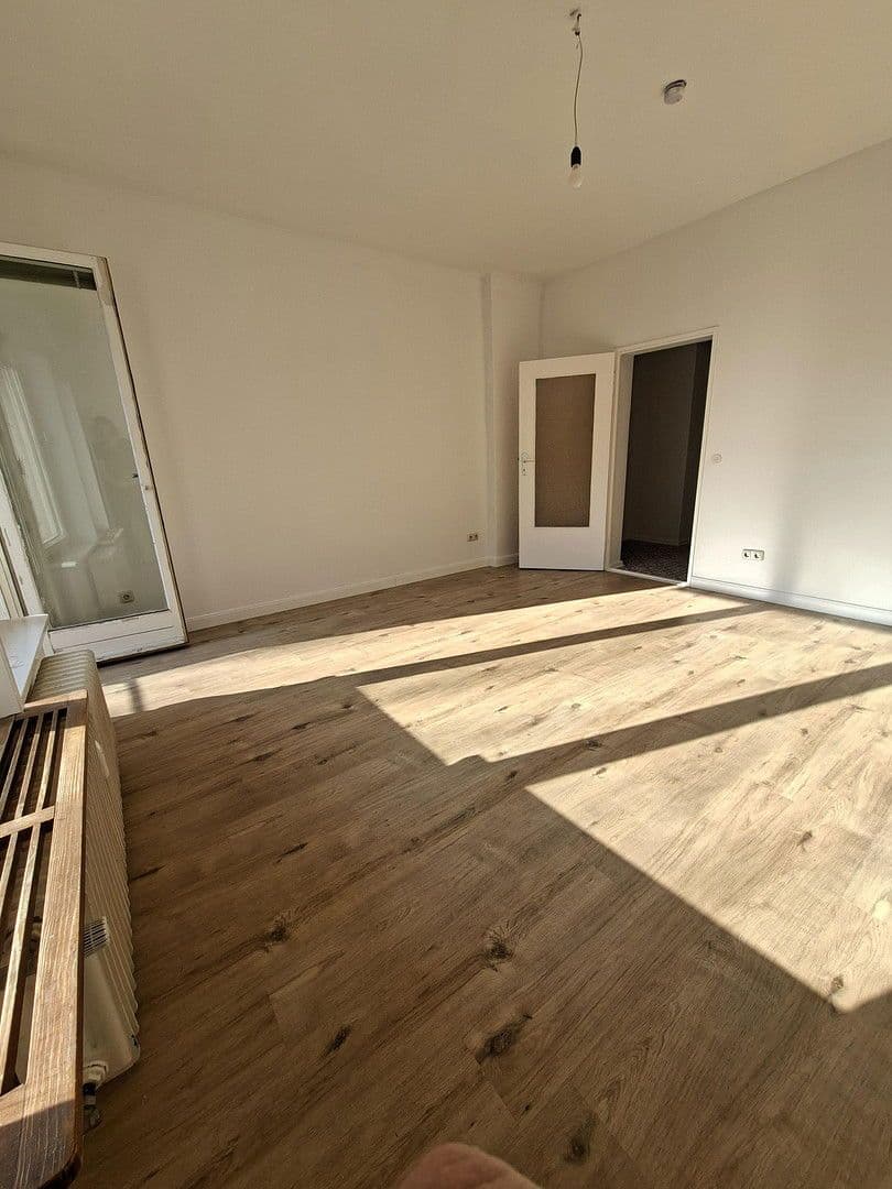 Prodej bytu 2+1 62 m², Berlin OT Kreuzberg, Berlín Prodej bytu 2+1 62 m², Berlin OT Kreuzberg, Berlín