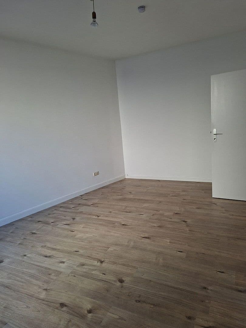 Prodej bytu 2+1 62 m², Berlin OT Kreuzberg, Berlín Prodej bytu 2+1 62 m², Berlin OT Kreuzberg, Berlín
