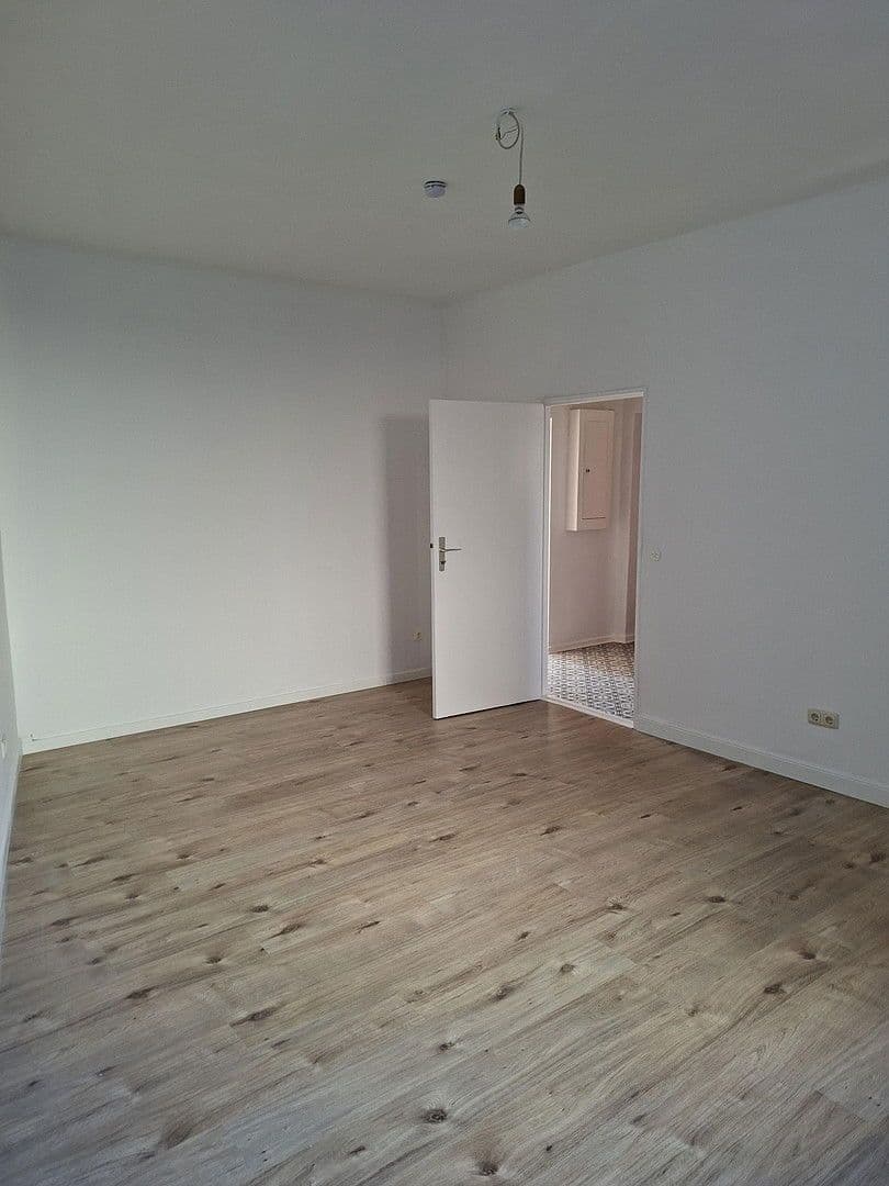 Prodej bytu 2+1 62 m², Berlin OT Kreuzberg, Berlín Prodej bytu 2+1 62 m², Berlin OT Kreuzberg, Berlín