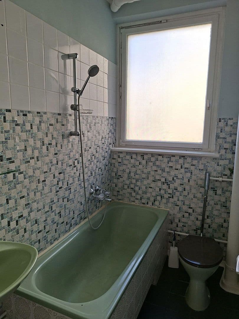 Prodej bytu 2+1 62 m², Berlin OT Kreuzberg, Berlín Prodej bytu 2+1 62 m², Berlin OT Kreuzberg, Berlín