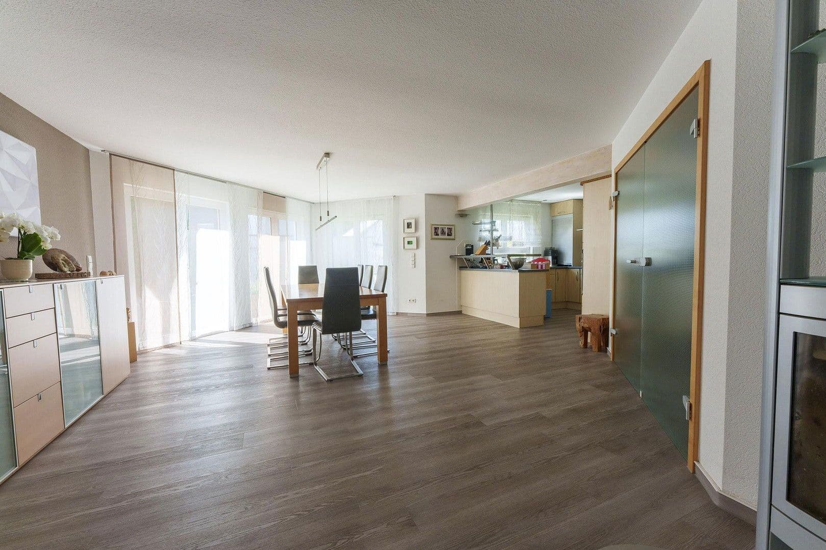 Pronájem domu 240 m², pozemek 700 m², Wächterstr. 25, Bad Friedrichshall, Bádensko-Württembersko Pronájem domu 240 m², pozemek 700 m², Wächterstr. 25, Bad Friedrichshall, Bádensko-Württembersko