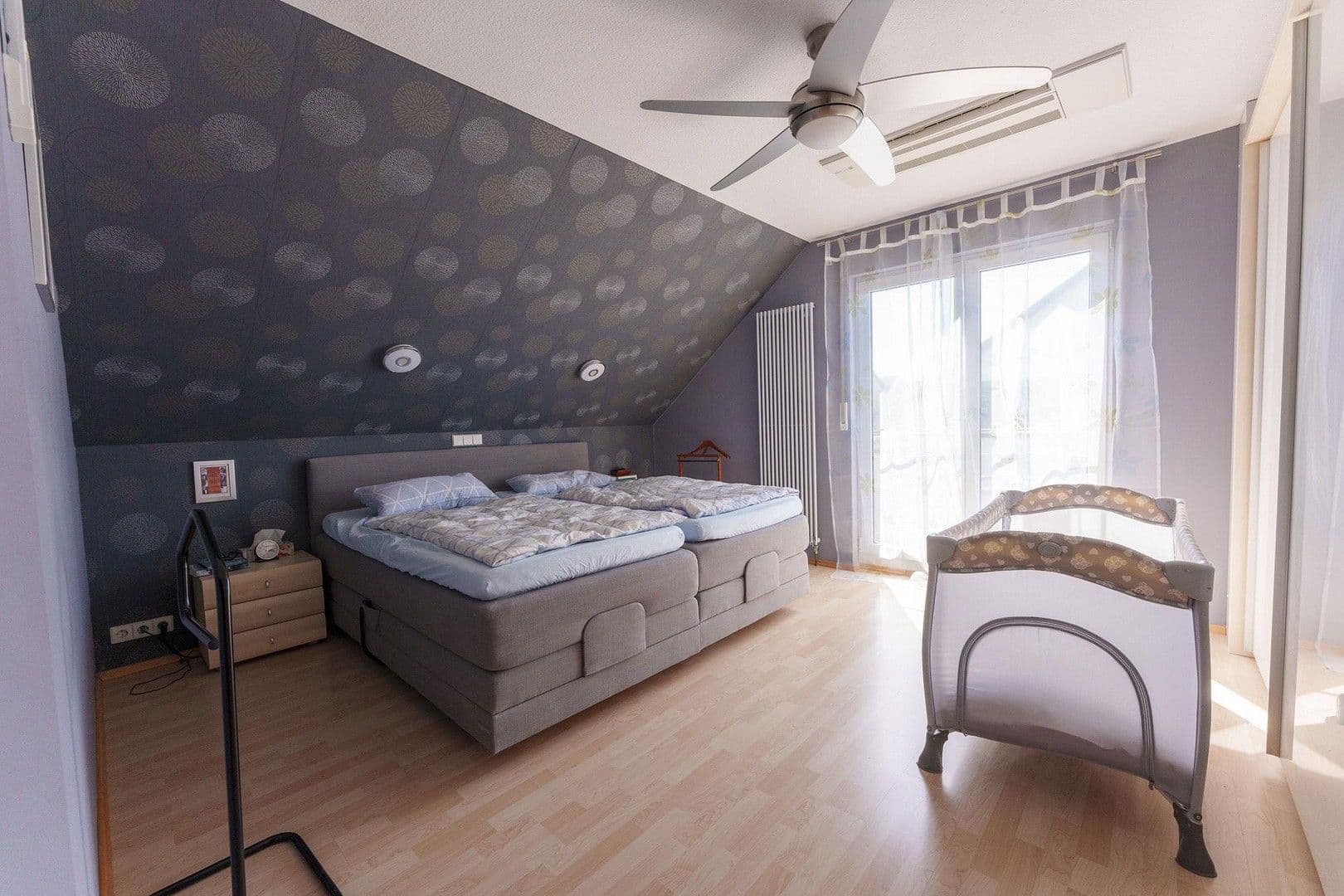 Pronájem domu 240 m², pozemek 700 m², Wächterstr. 25, Bad Friedrichshall, Bádensko-Württembersko Pronájem domu 240 m², pozemek 700 m², Wächterstr. 25, Bad Friedrichshall, Bádensko-Württembersko