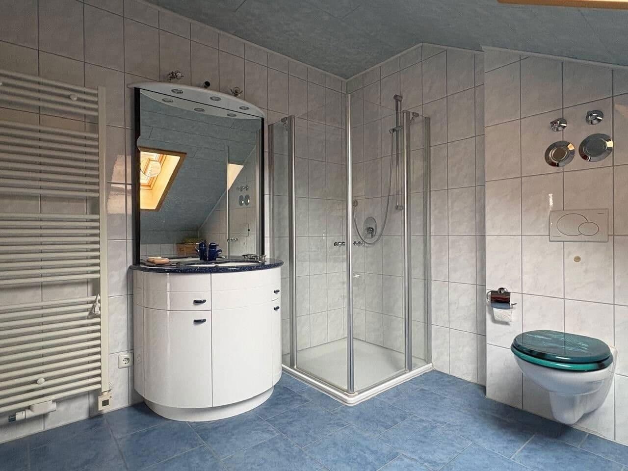 Pronájem domu 188 m², pozemek 627 m², Malching, Bavorsko Pronájem domu 188 m², pozemek 627 m², Malching, Bavorsko