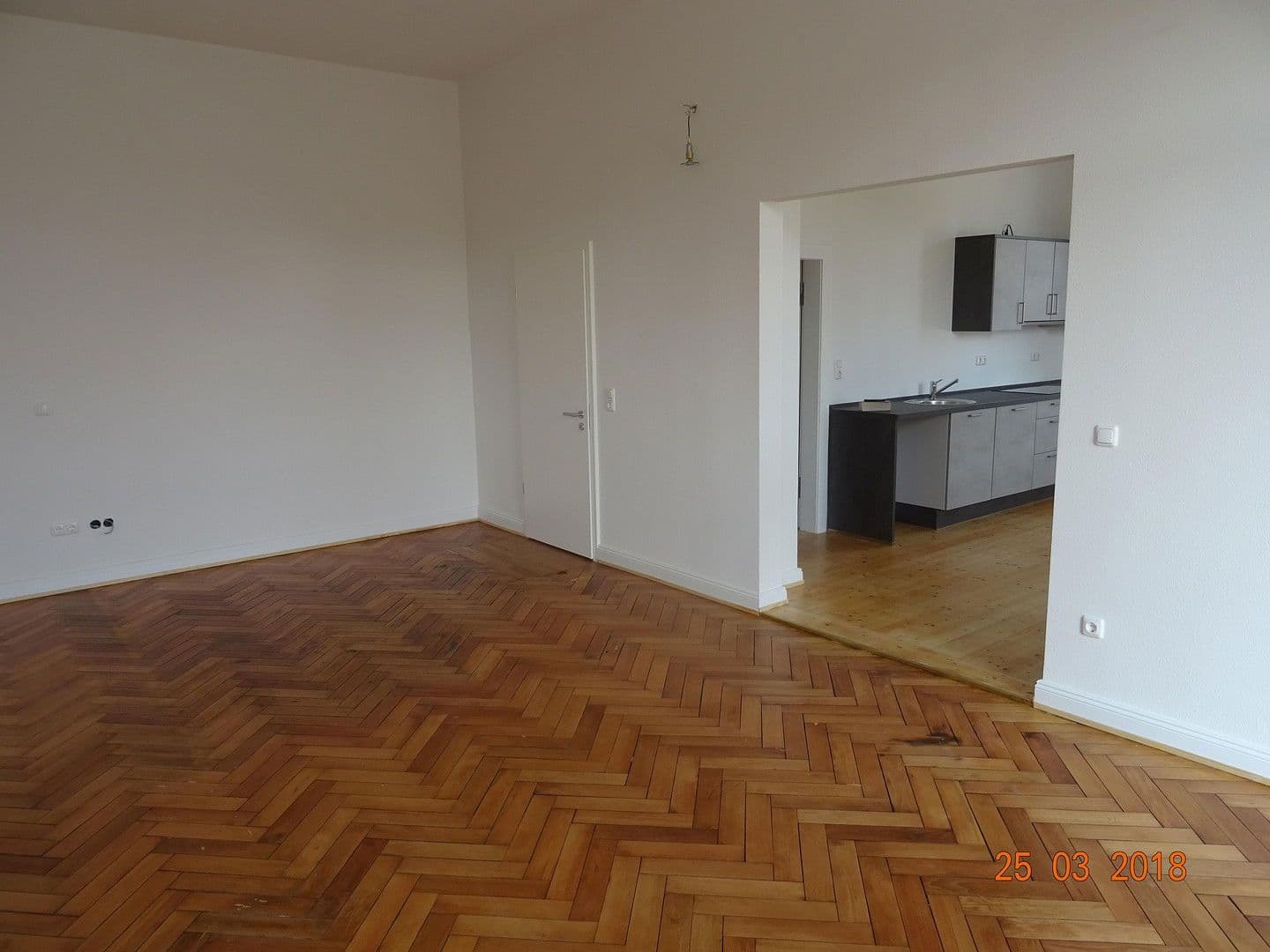 Pronájem bytu 2+kk 102 m², Würzburg, Bavorsko Pronájem bytu 2+kk 102 m², Würzburg, Bavorsko