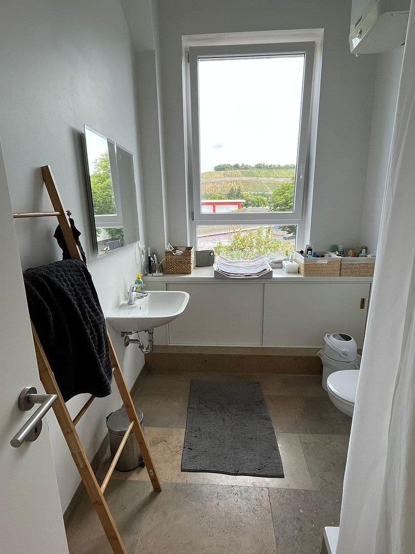 Pronájem bytu 2+kk 102 m², Würzburg, Bavorsko Pronájem bytu 2+kk 102 m², Würzburg, Bavorsko