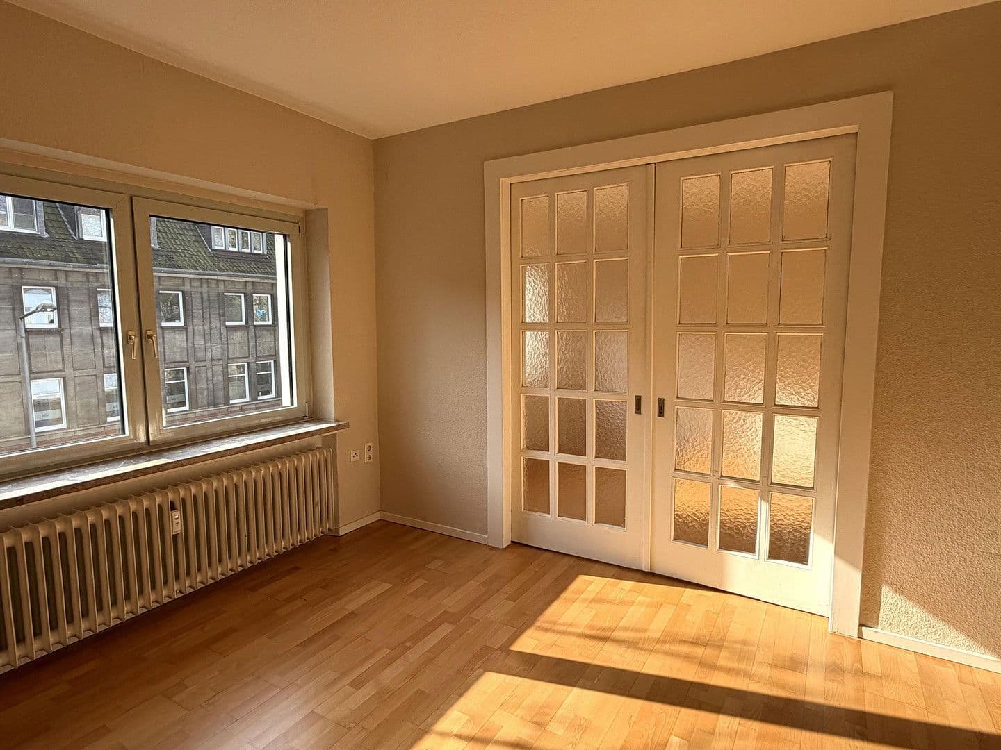 Pronájem bytu 4+1 110 m², Fuldastraße 21, Duisburg, Severní Porýní-Vestfálsko Pronájem bytu 4+1 110 m², Fuldastraße 21, Duisburg, Severní Porýní-Vestfálsko