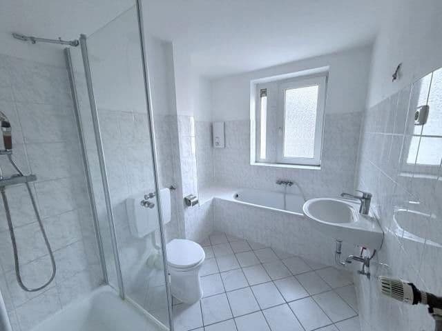 Pronájem bytu 4+1 110 m², Fuldastraße 21, Duisburg, Severní Porýní-Vestfálsko Pronájem bytu 4+1 110 m², Fuldastraße 21, Duisburg, Severní Porýní-Vestfálsko