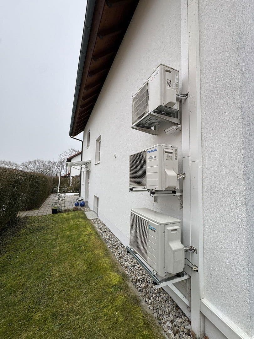 Prodej domu 172 m², pozemek 516 m², Wartenberg, Bavorsko Prodej domu 172 m², pozemek 516 m², Wartenberg, Bavorsko