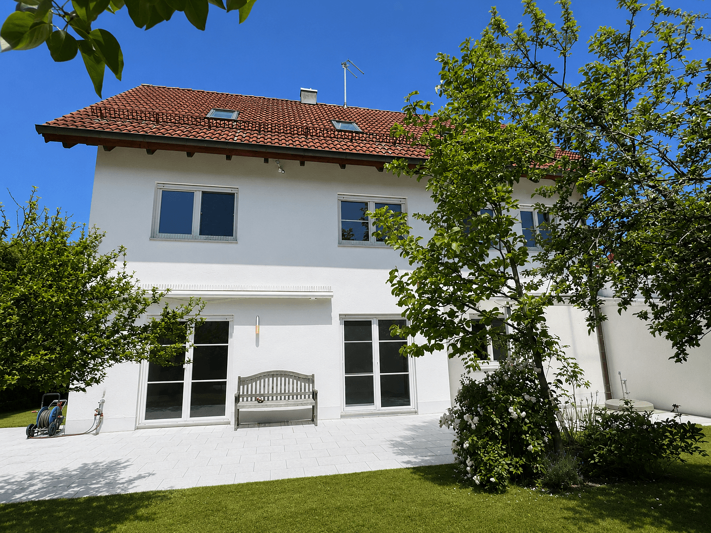 Prodej domu 172 m², pozemek 516 m², Wartenberg, Bavorsko Prodej domu 172 m², pozemek 516 m², Wartenberg, Bavorsko