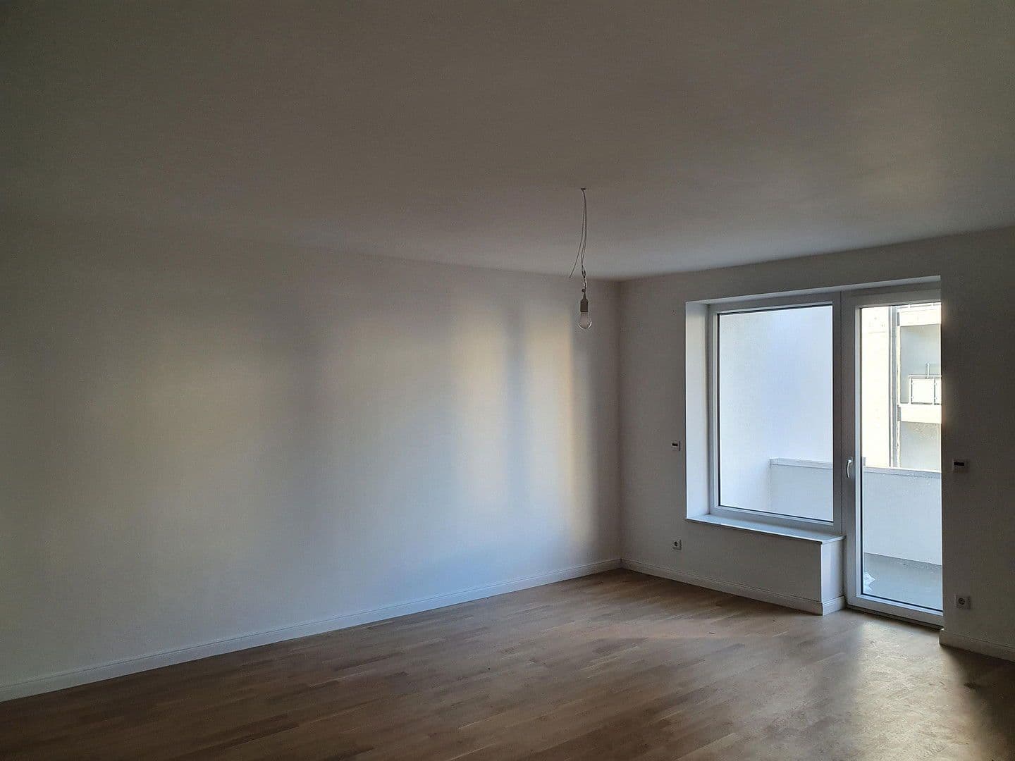 Pronájem bytu 3+1 82 m², Angerstraße 1, Hannover, Dolní Sasko Pronájem bytu 3+1 82 m², Angerstraße 1, Hannover, Dolní Sasko