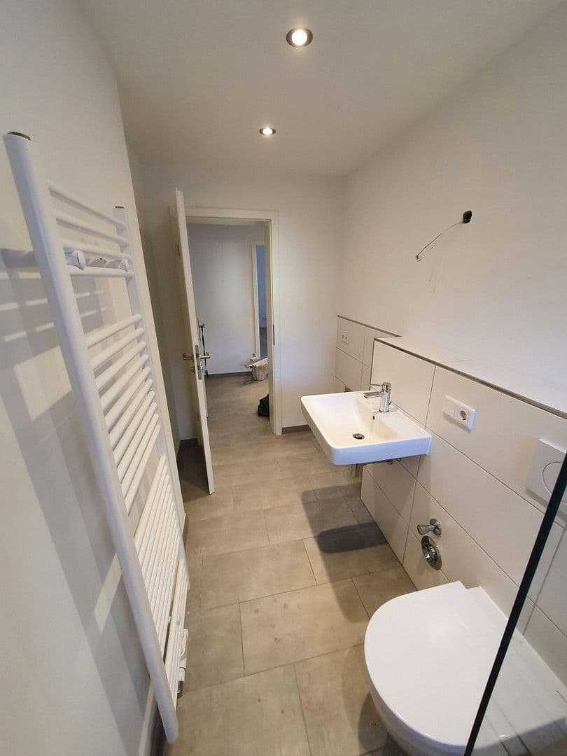 Pronájem bytu 3+1 82 m², Angerstraße 1, Hannover, Dolní Sasko Pronájem bytu 3+1 82 m², Angerstraße 1, Hannover, Dolní Sasko