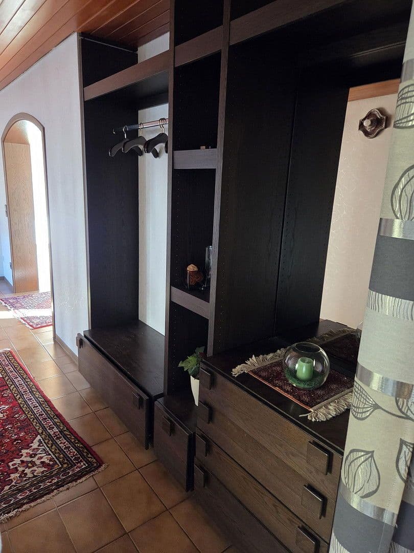 Prodej domu 209 m², pozemek 877 m², Böbingen an der Rems, Bádensko-Württembersko Prodej domu 209 m², pozemek 877 m², Böbingen an der Rems, Bádensko-Württembersko