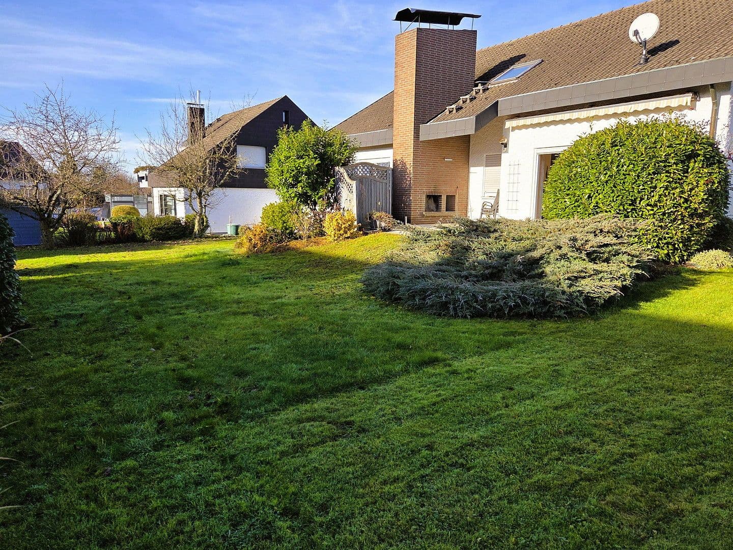 Prodej domu 209 m², pozemek 877 m², Böbingen an der Rems, Bádensko-Württembersko Prodej domu 209 m², pozemek 877 m², Böbingen an der Rems, Bádensko-Württembersko