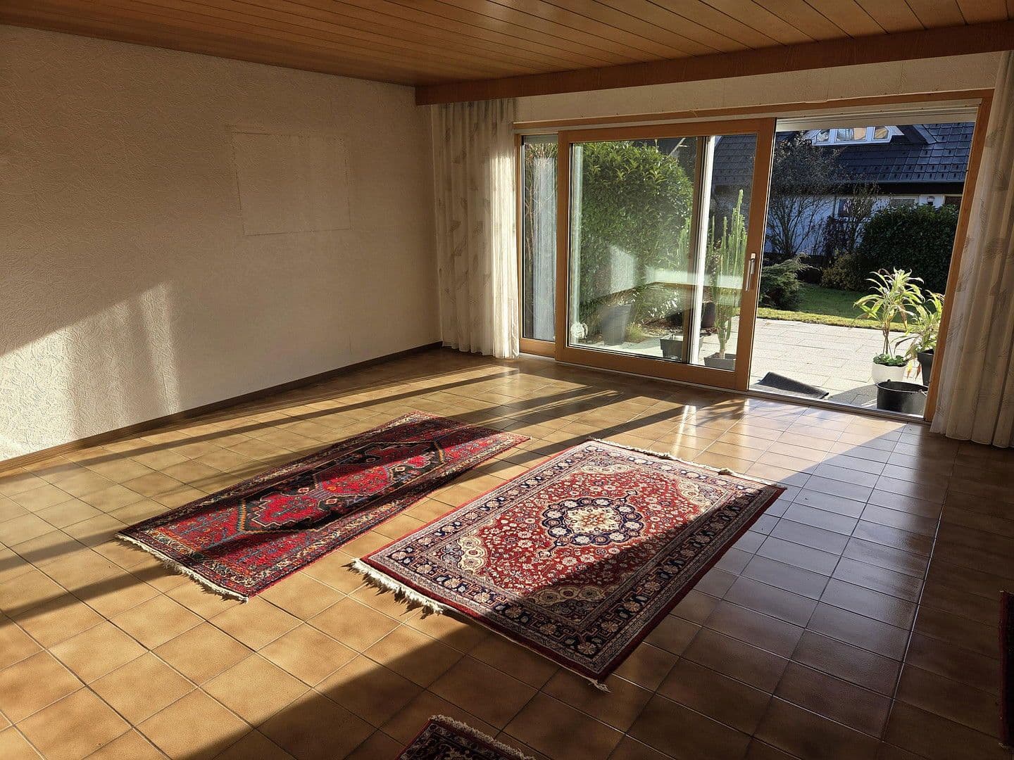 Prodej domu 209 m², pozemek 877 m², Böbingen an der Rems, Bádensko-Württembersko Prodej domu 209 m², pozemek 877 m², Böbingen an der Rems, Bádensko-Württembersko