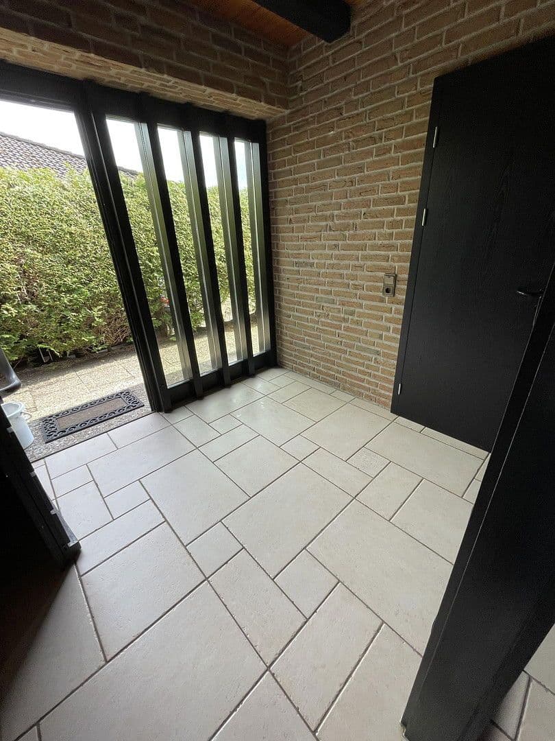 Prodej domu 202 m², pozemek 1.296 m², Šlesvik, Šlesvicko-Holštýnsko Prodej domu 202 m², pozemek 1.296 m², Šlesvik, Šlesvicko-Holštýnsko